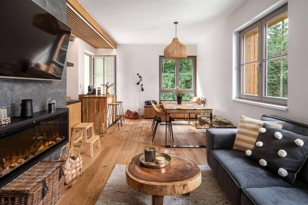 Luxury 2 Bedroom Mountain Escape Harrachov Buitenkant foto